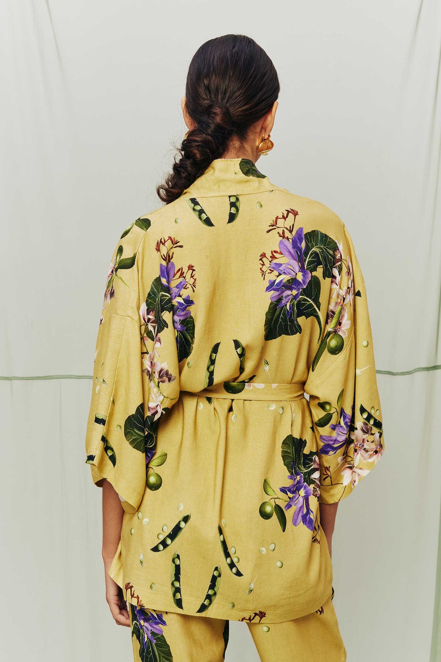 Kimono Curto Floral Cana