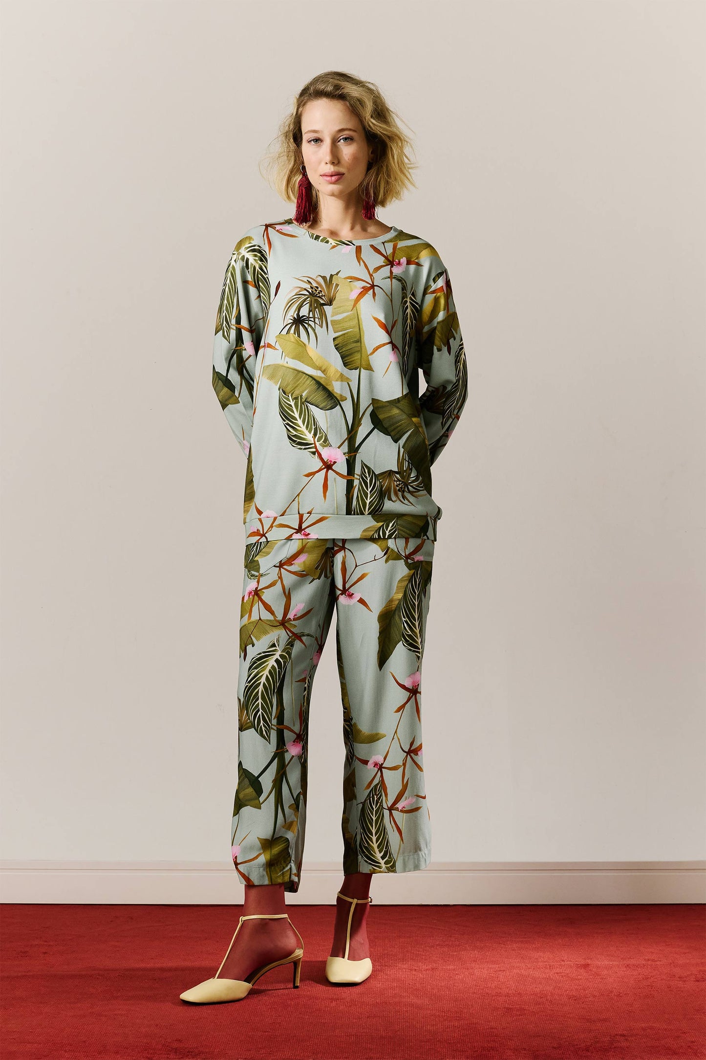Moletom Oversized Floral do Hotel Azul