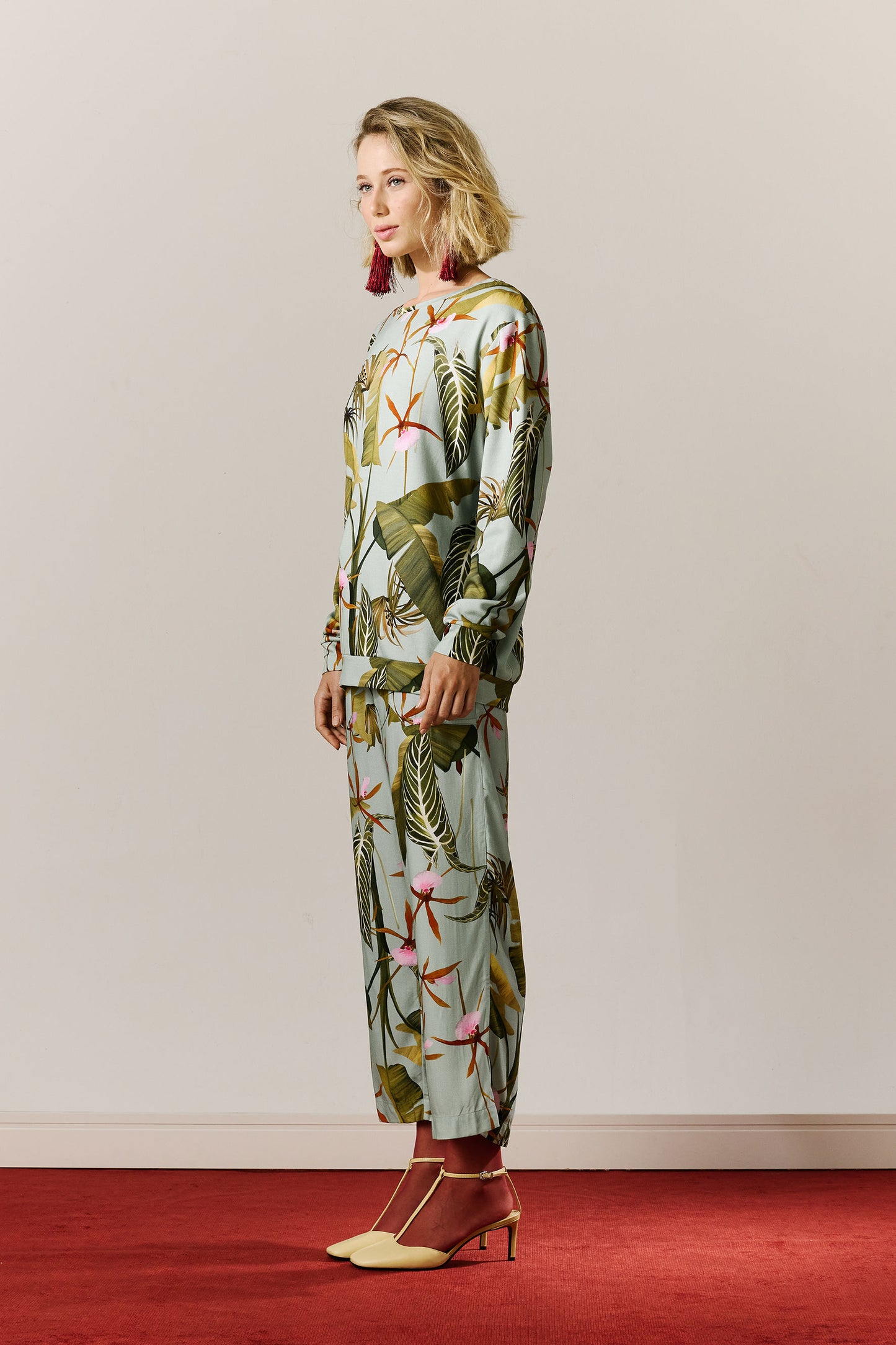 Moletom Oversized Floral do Hotel Azul