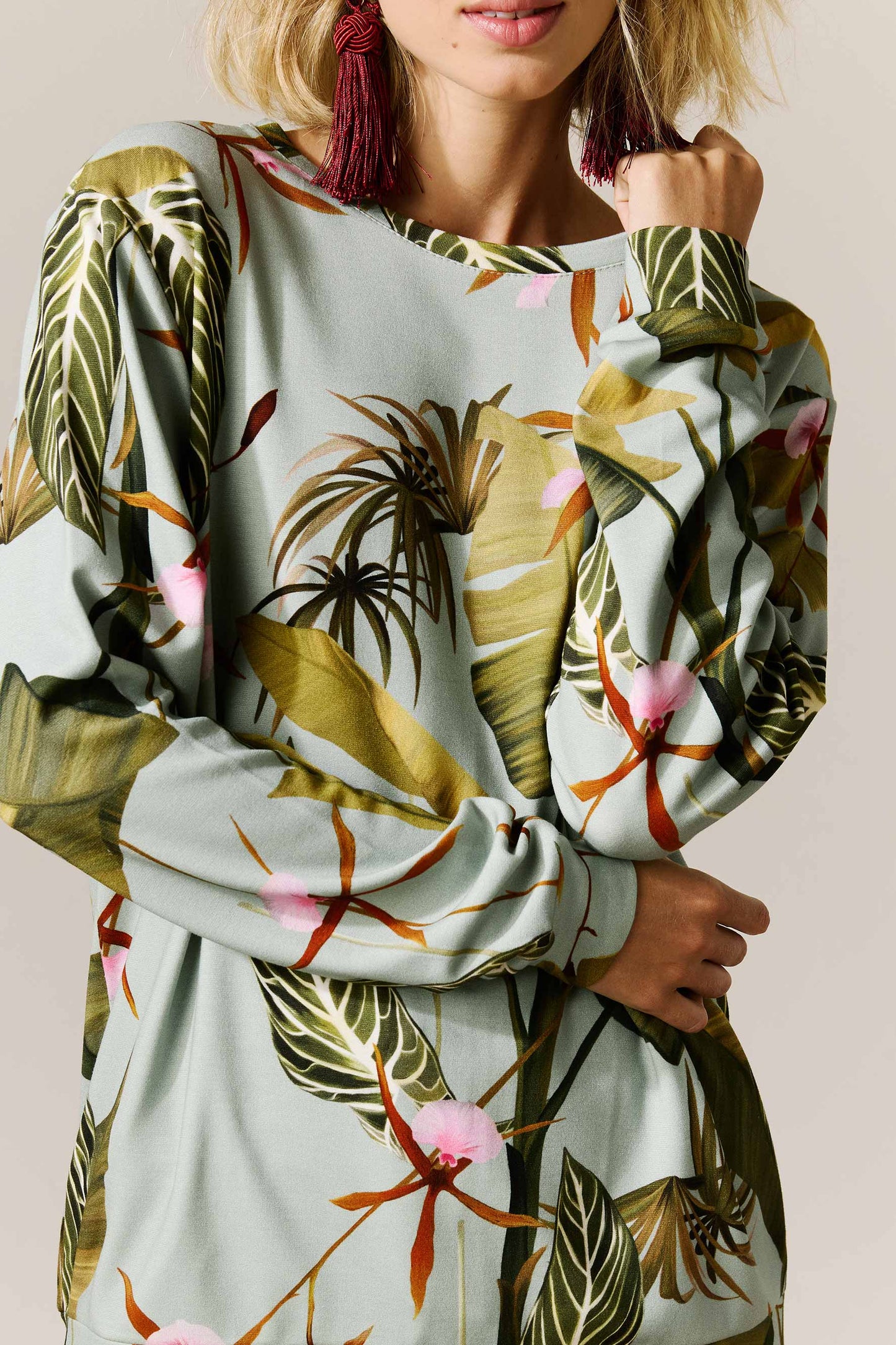 Moletom Oversized Floral do Hotel Azul