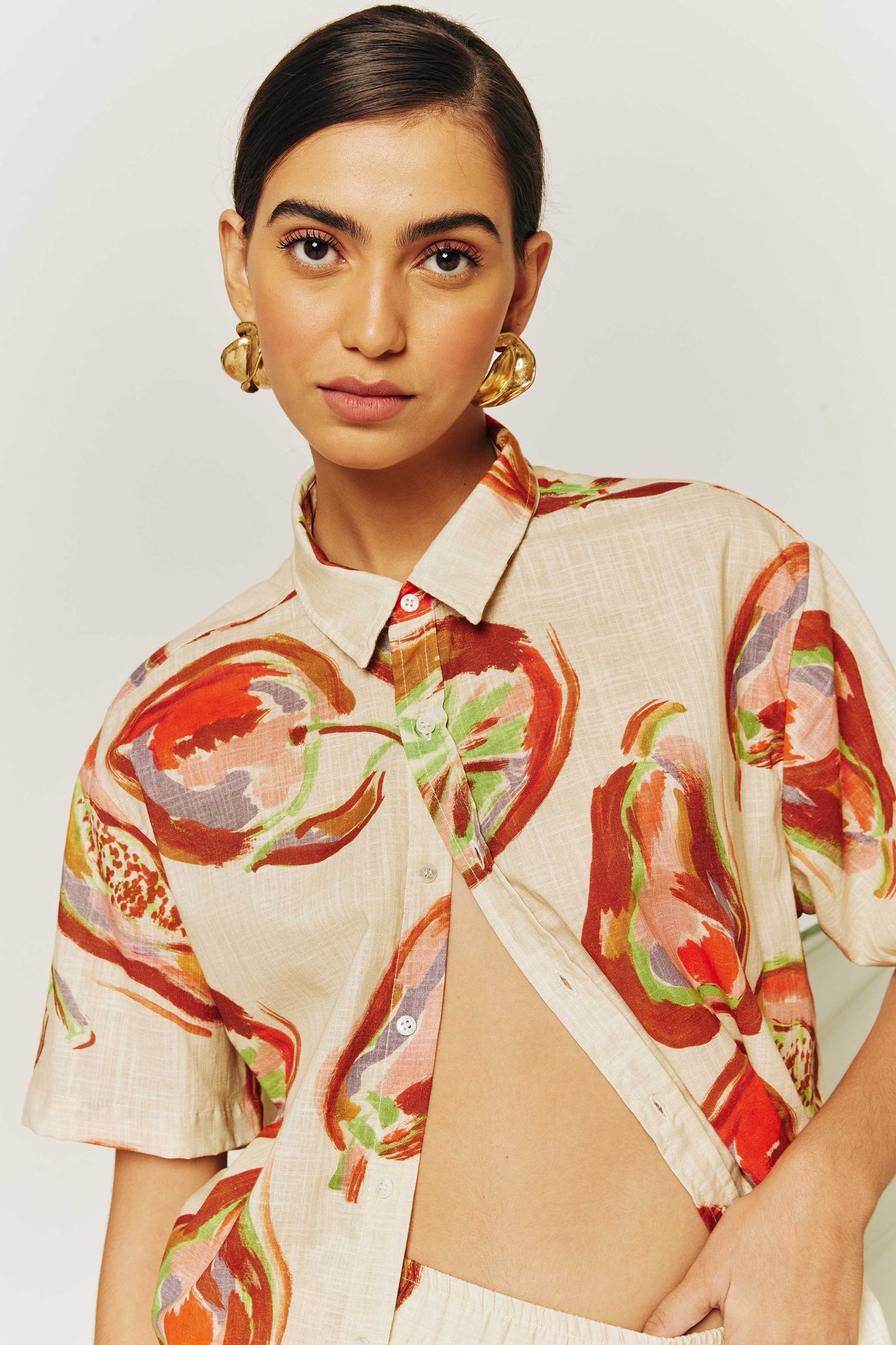 Camisa Botão Frutas Pintadas
