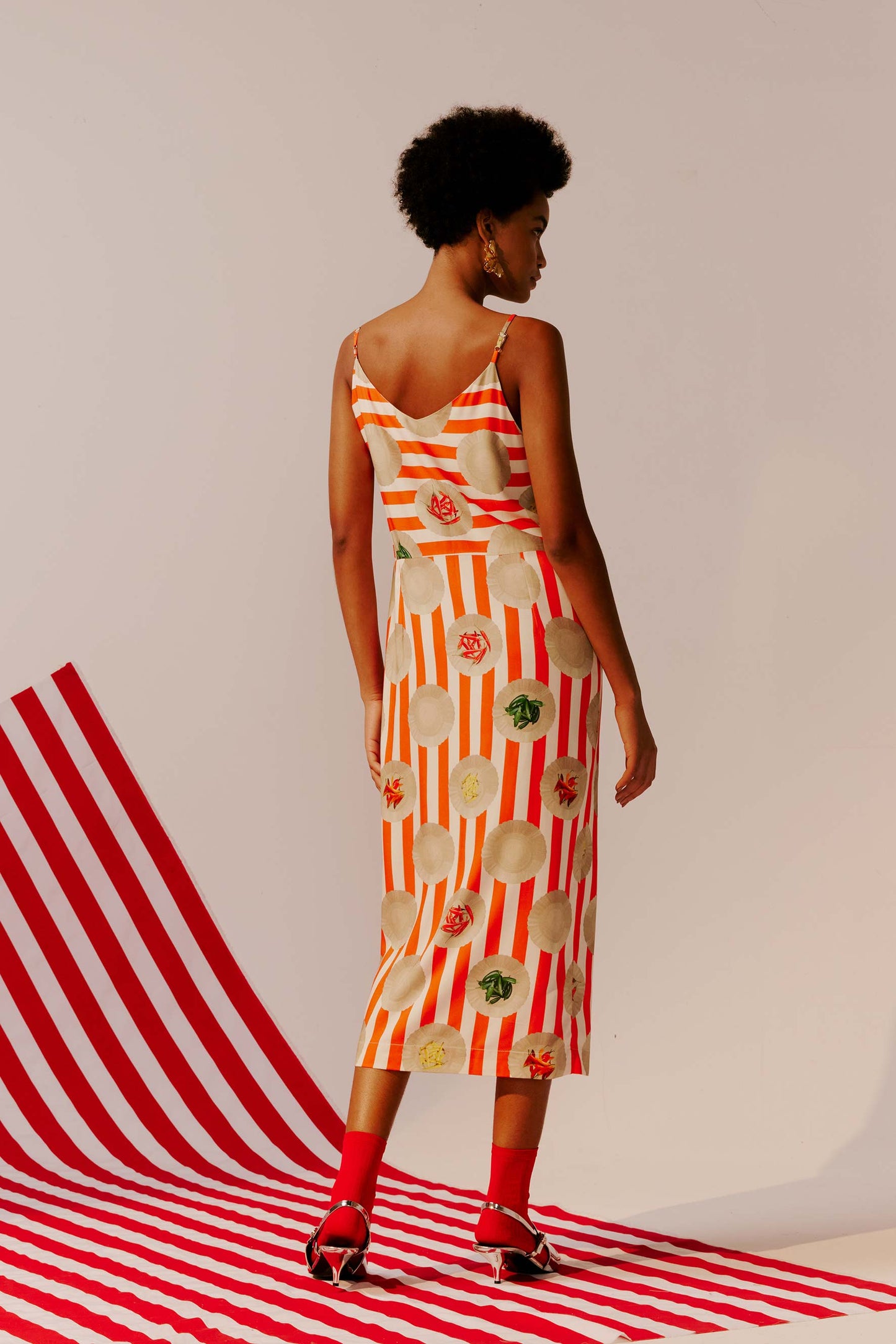 Vestido Fenda Temperos Listras