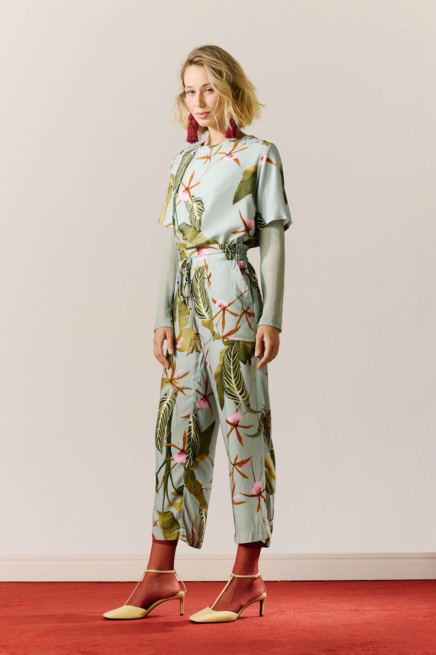 Calça Cropped Floral do Hotel Azul