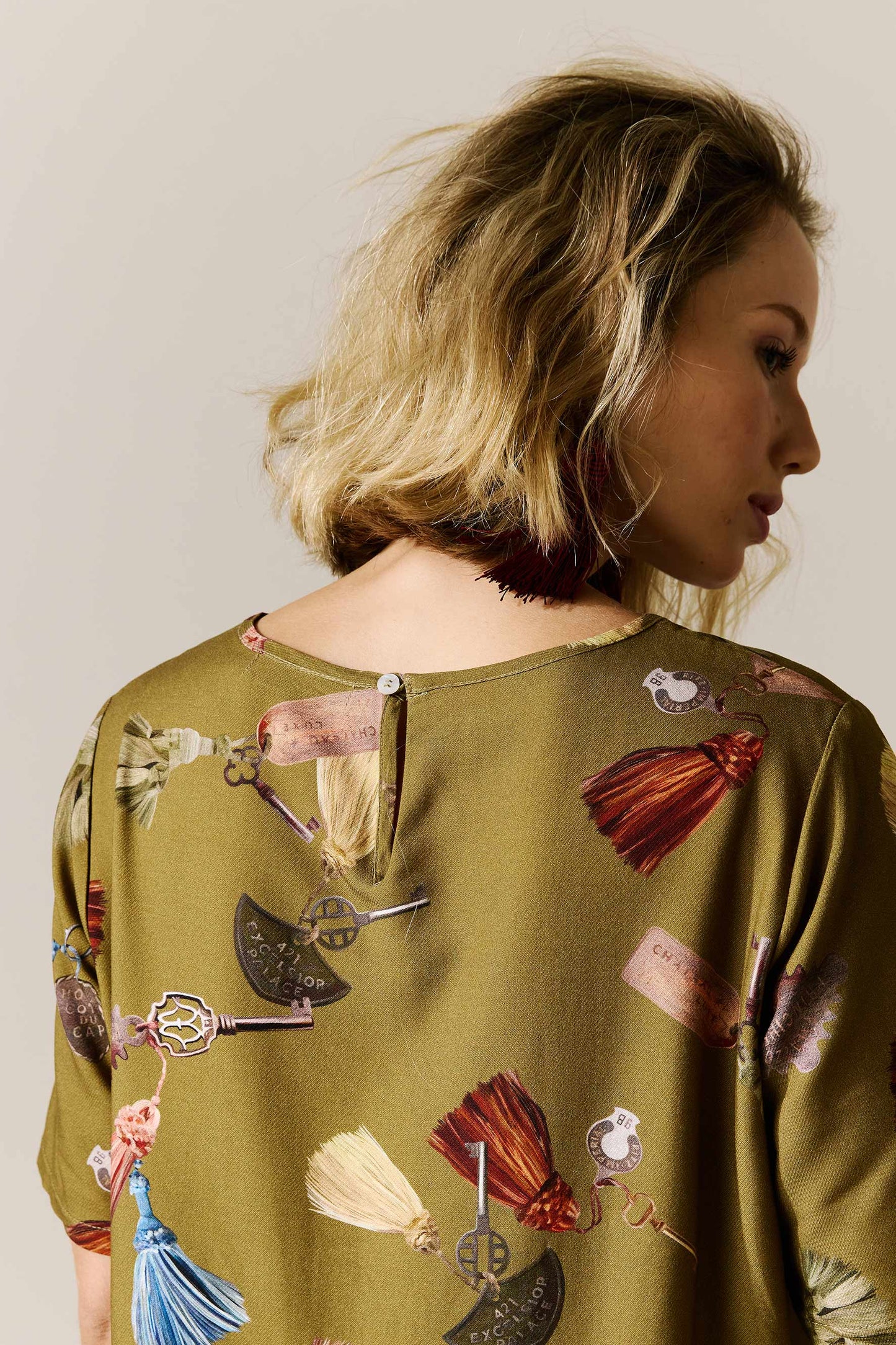Blusa Nápoles Chaves Oliva