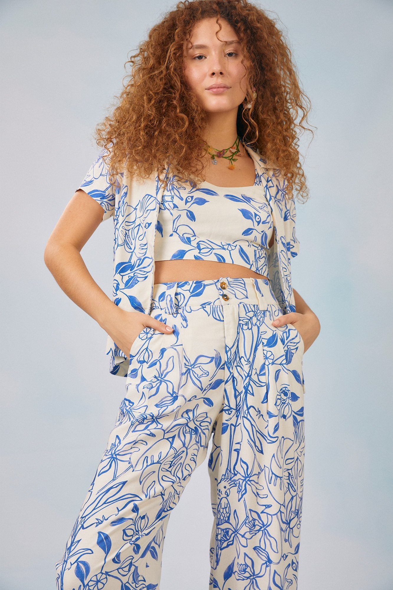 Top Cropped Contos Tropicais Azulão