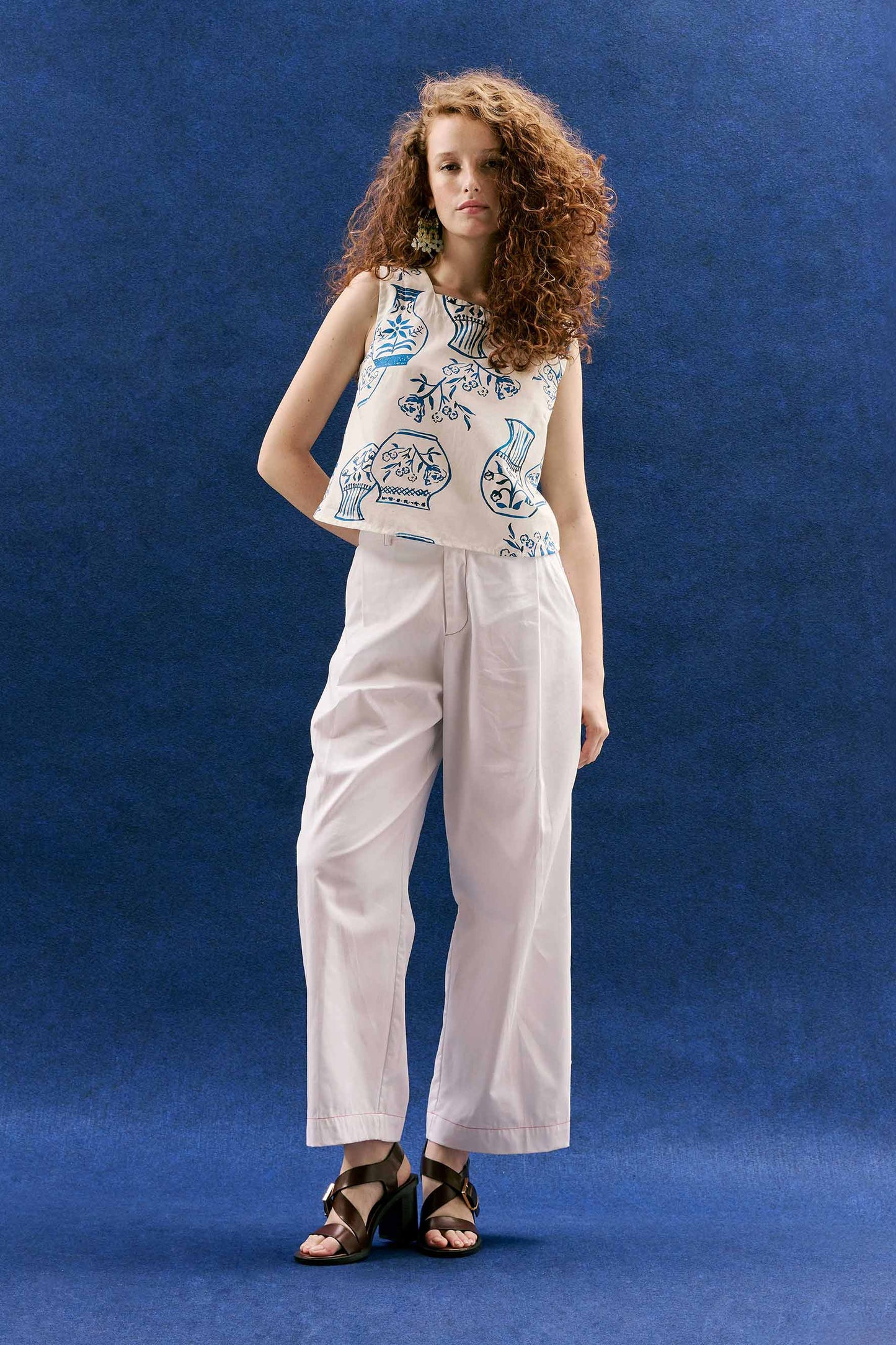 Blusa Quadradinha Vasos