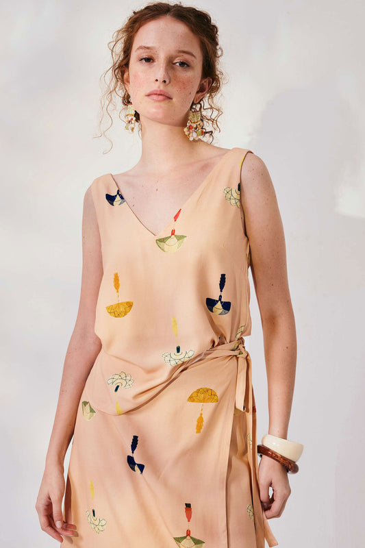 Blusa Decote V Mini Leques