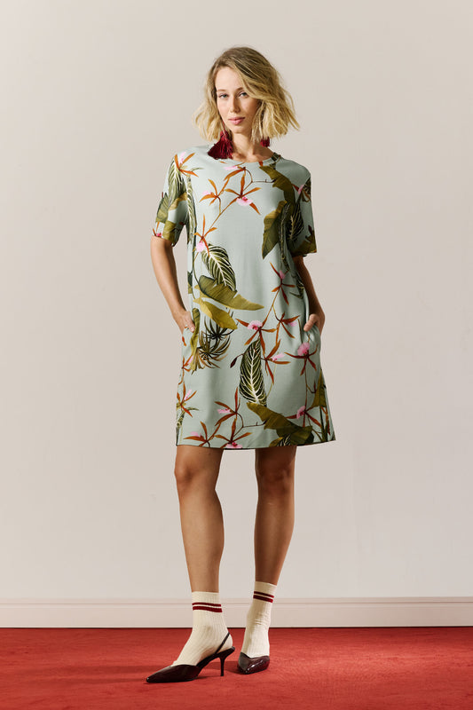 Vestido T-Shirt Malha Floral do Hotel Azul