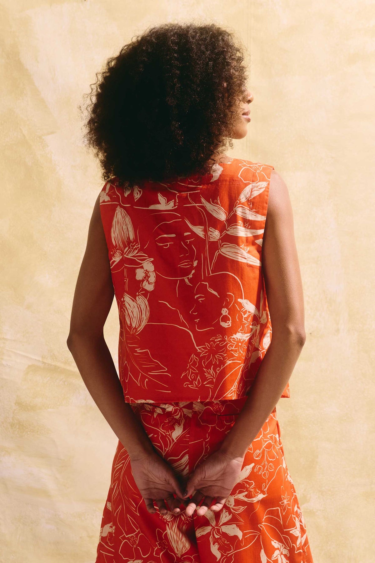 Blusa Quadradinha Mulheres Latinas