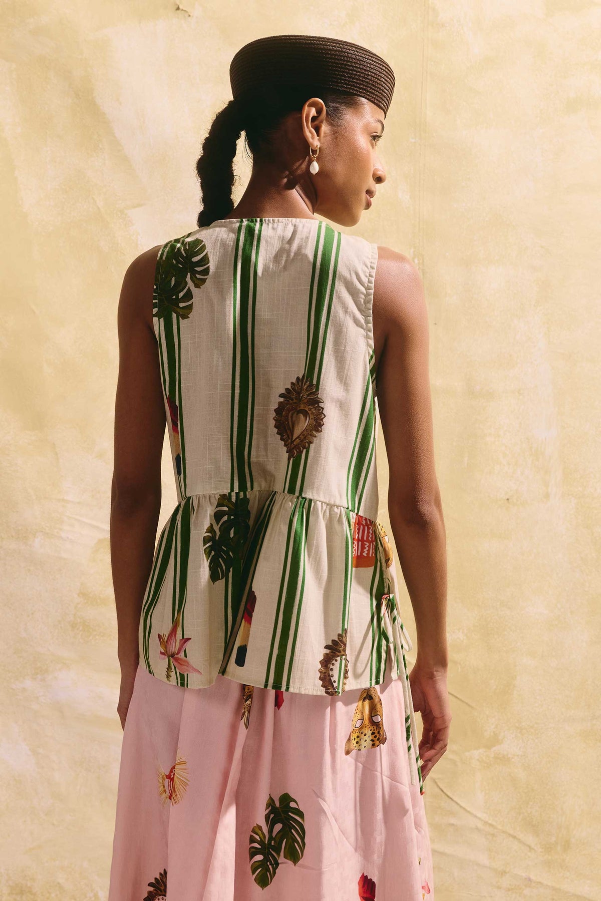 Blusa Amuleto Salada Latina Listras